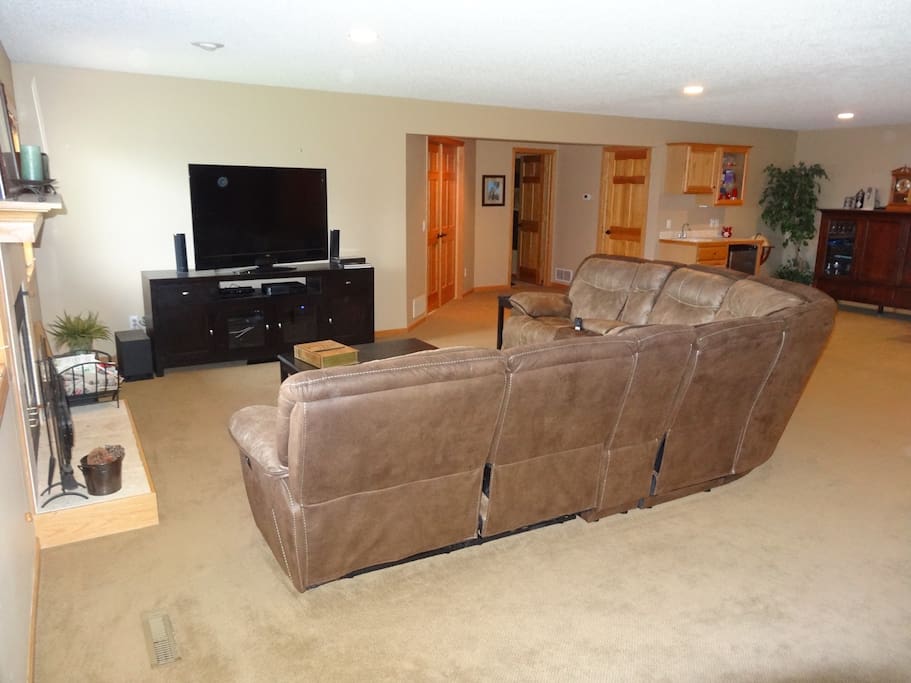 Huge entertainment space in the walk-out basement, including wet bar.