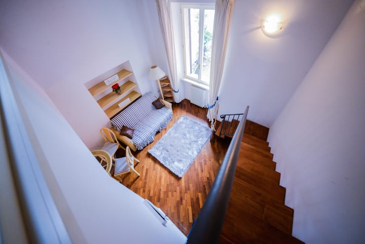 Queen Of The Lake - One Bedroom Apt With Lake View - Riva del Garda