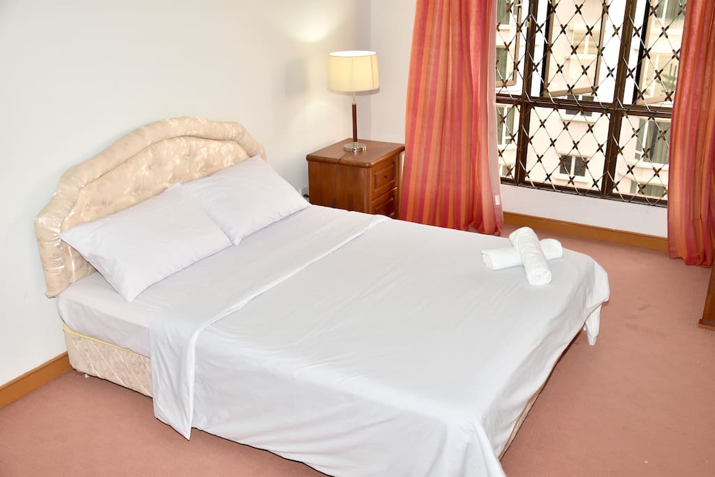 Queen Room