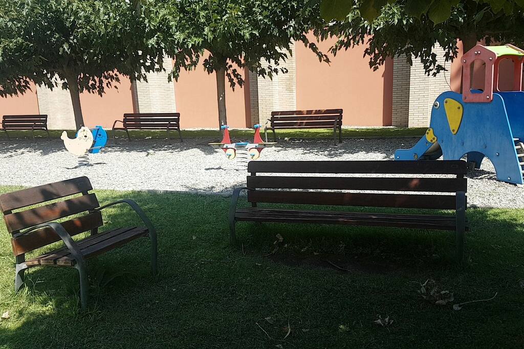 le parc de jeux privé de l'appartement