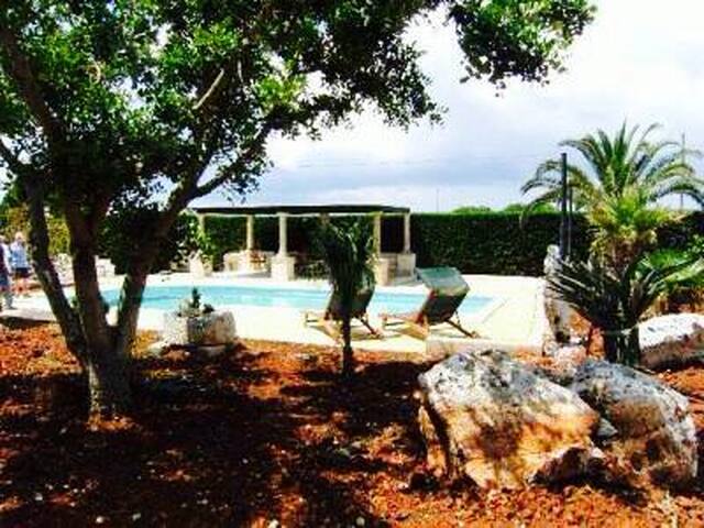 Rustico con piscina privata gallery image 3