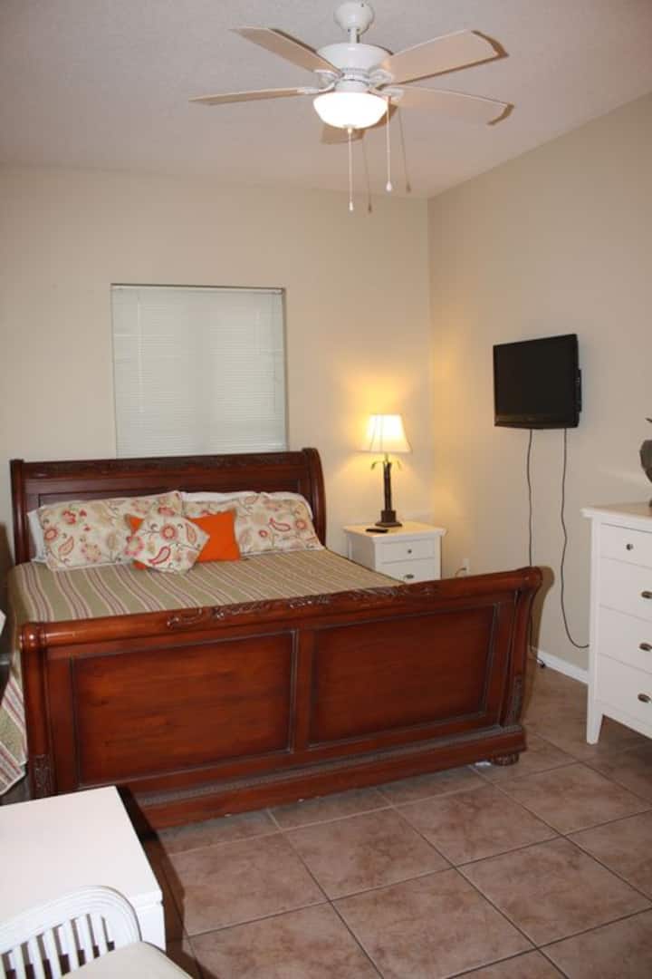 ชั้น 1 ห้องสวีทคิงมาสเตอร์ห้องนอนที่ 1