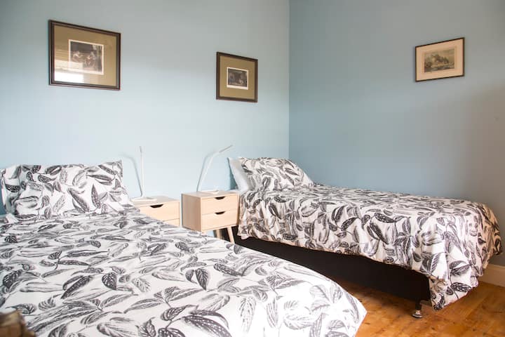 ห้องนอน 2 - นอนยืดหยุ่น: เตียงเดี่ยว 2 หลัง