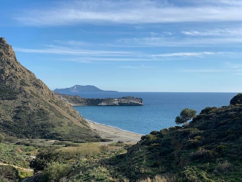 Popular Airbnb listing: Barbara's House Triopetra in Δήμος Αγίου Βασιλείου