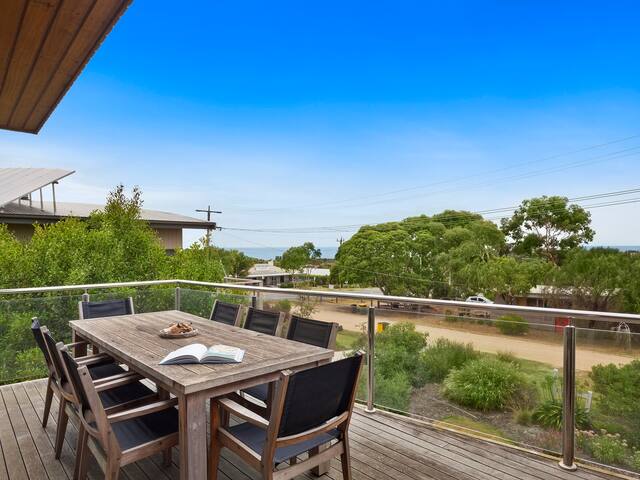 Aires Coastal Beach House Luxury | Ocean Views gallery image 3