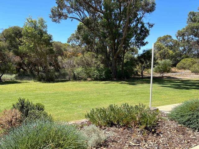 Slice of coastal bush paradise gallery image 4