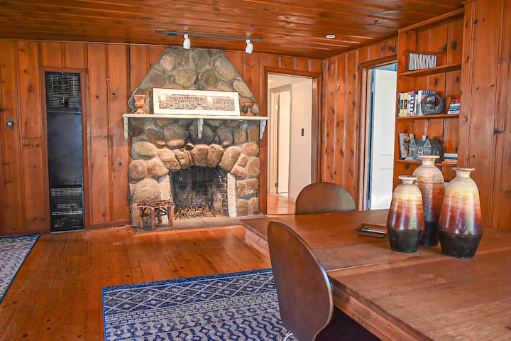Century-plus Summer Cabin  - The Perfect Getaway!