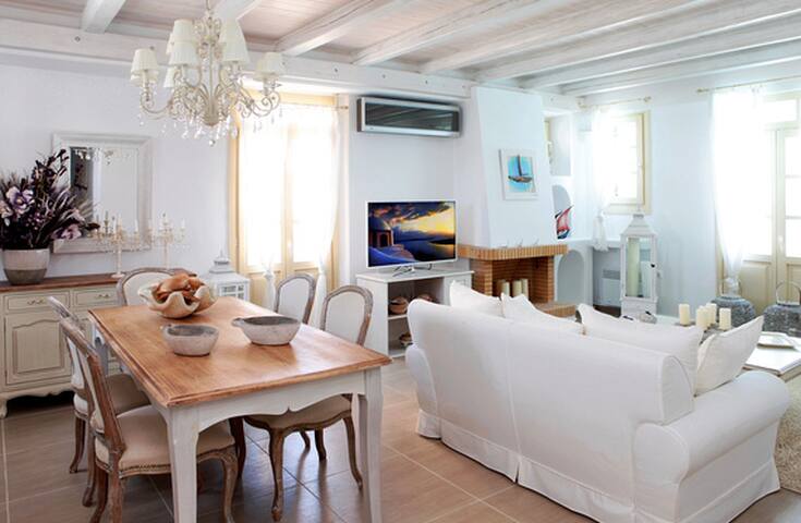 Michaela villa akrotiri-Santorini gallery image 5