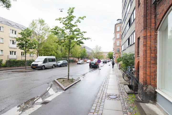 Arrive at your city mansion gallery image 4