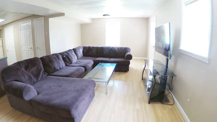 Spacious Room Downtown/ Purdue - Lafayette, IN