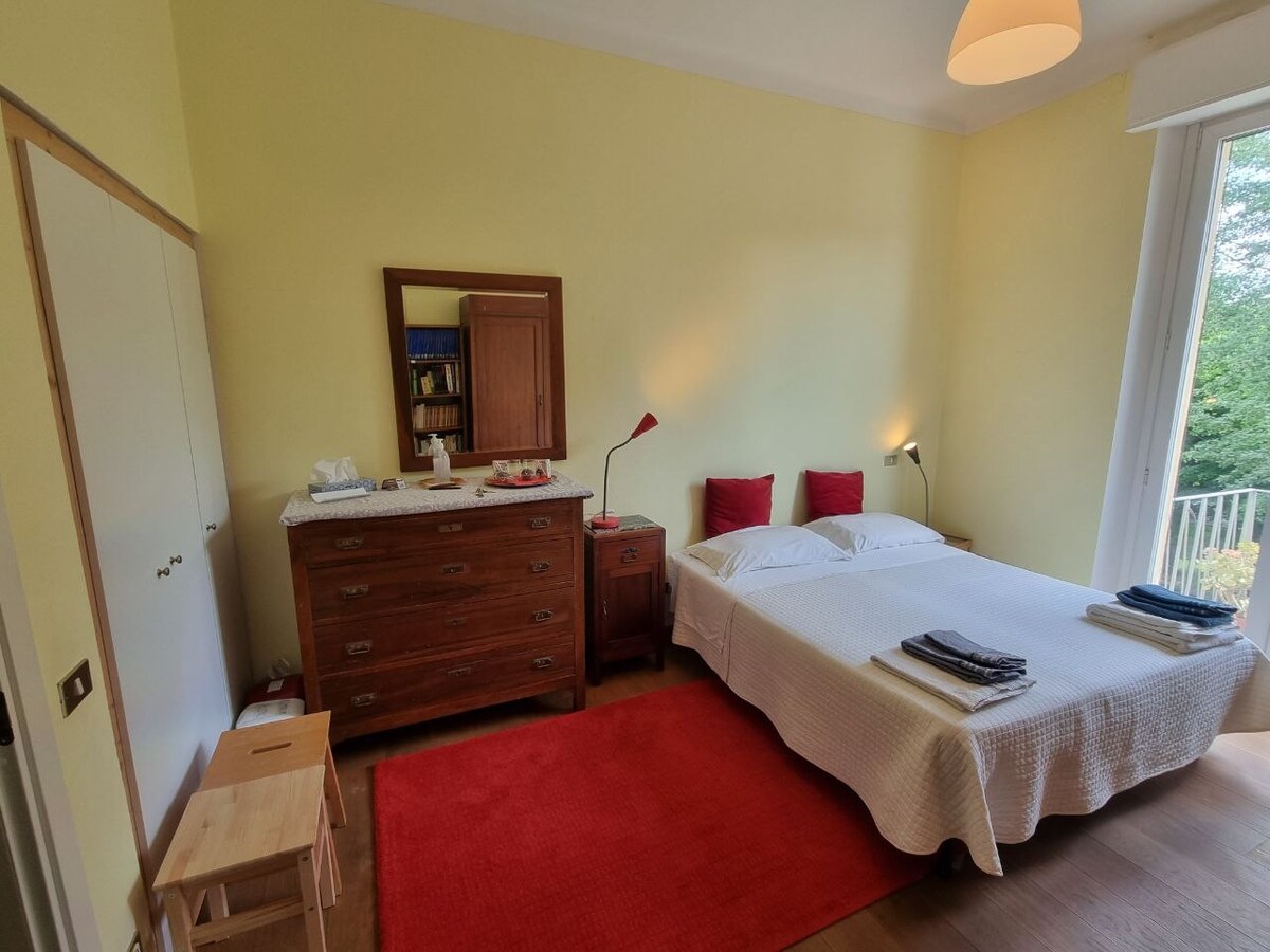 Top performing Airbnb: Double bedroom, private bathroom: no kitchen in Pisa