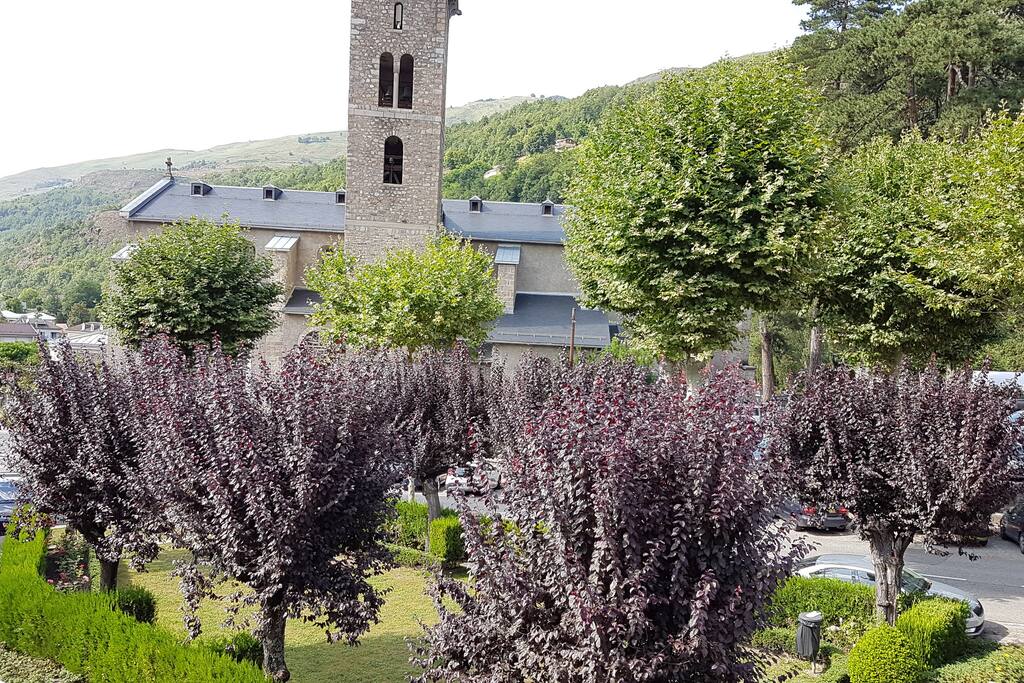 vue de l'appartement coté porte d'entrée
