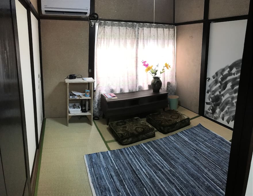 Room2