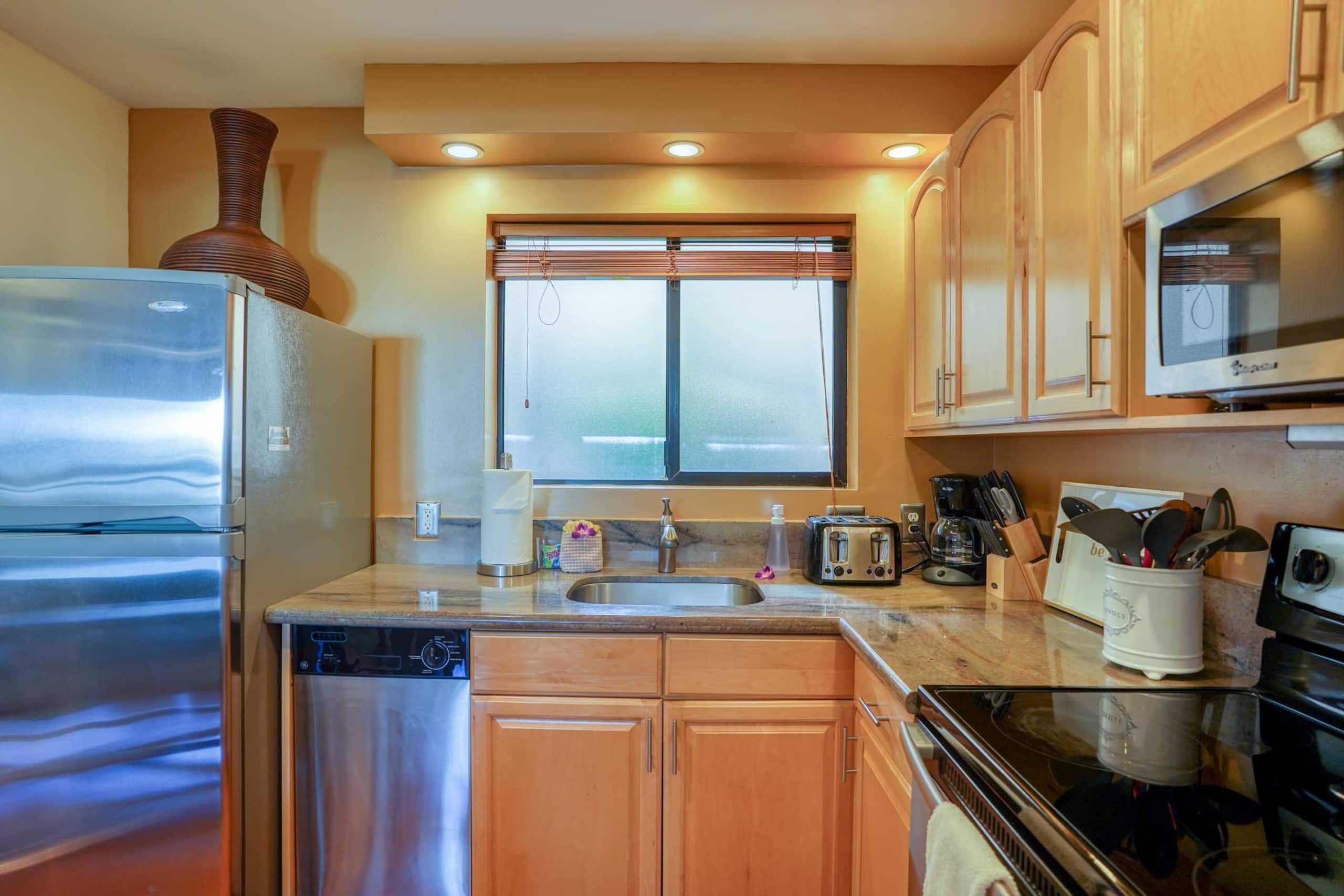 Condo in Wailuku · ★4.75 · 1 bedroom · 1 bed · 1 bath - Image 12