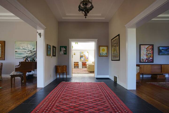 3 BR, 2 bath, Spacious & beautiful gallery image 3