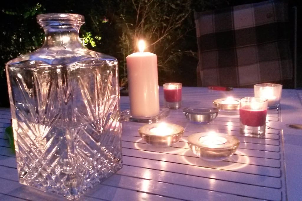 Nette Sommerabende im Garten