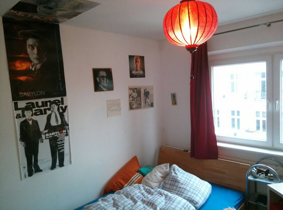 Dein Zimmer // your room