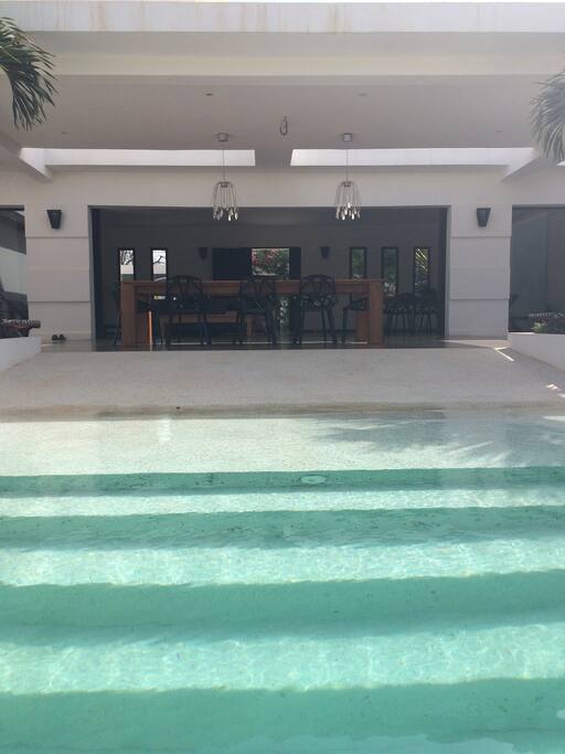 Vue de la piscine
