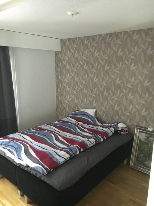 Bedroom with 160cm bed