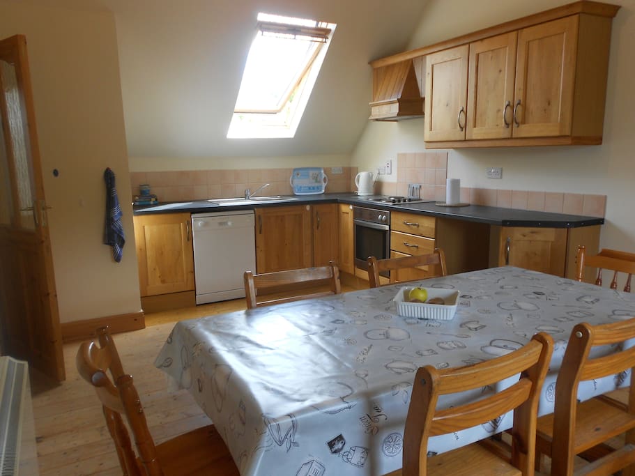 Kitchen / Dining