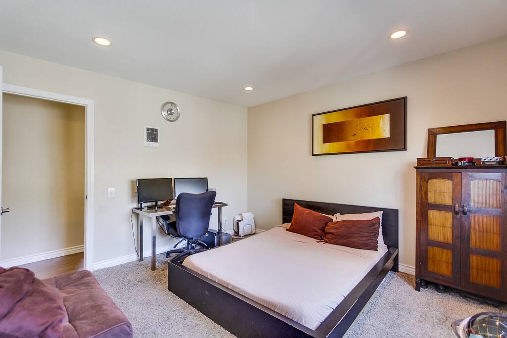 Bed Room