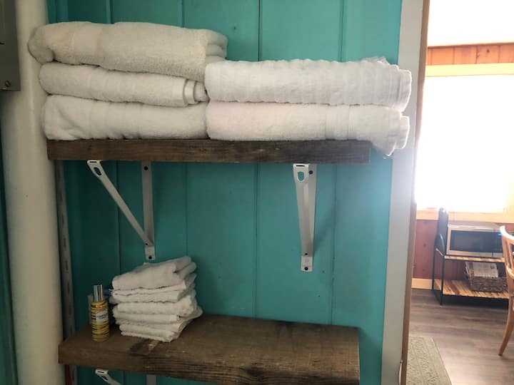 Top 12 PetFriendly Cabins Near Houghton Lake, Michigan Updated 2024 Trip101