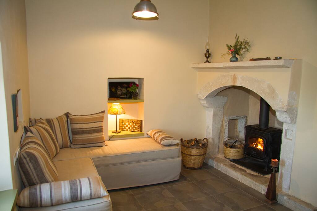 Agapi Holiday House, Fireplace
