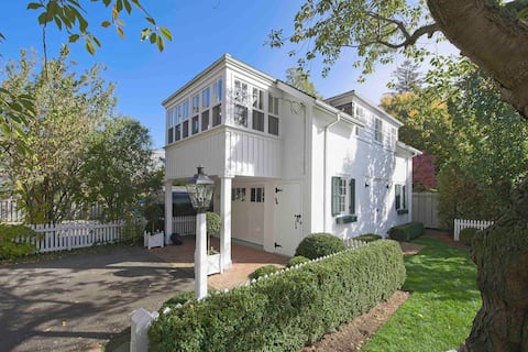 140 - Olde Oakville Downtown Heritage District