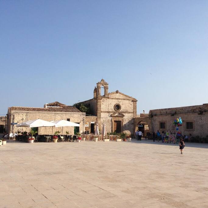 piazza di marzamemi