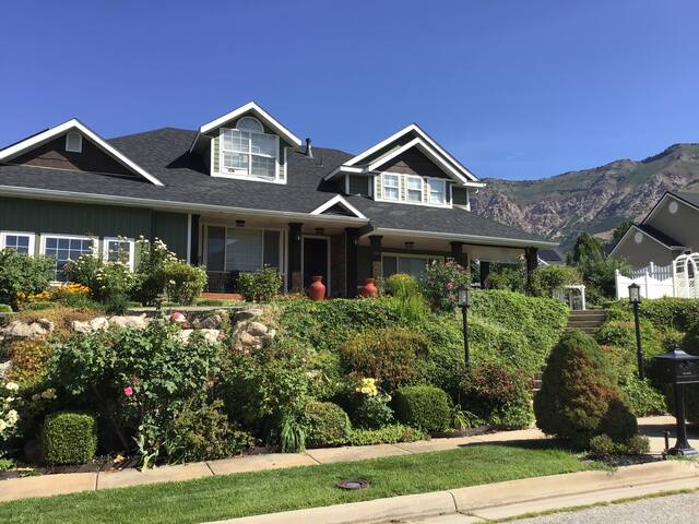 Spacious mountain home perfect for family vacation