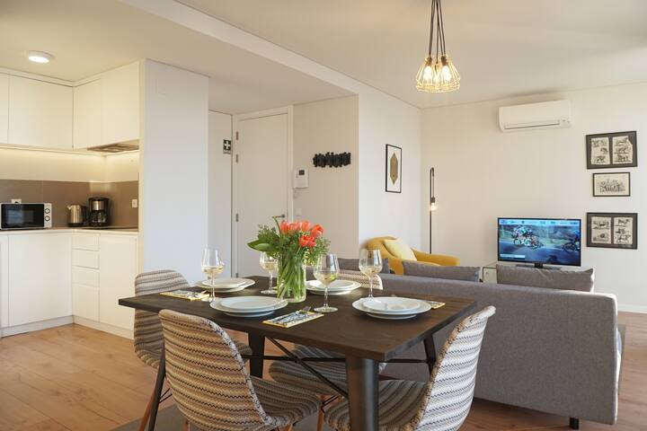 Porto View 2B: Two-Bedroom APARTMENT [River View] gallery image 5