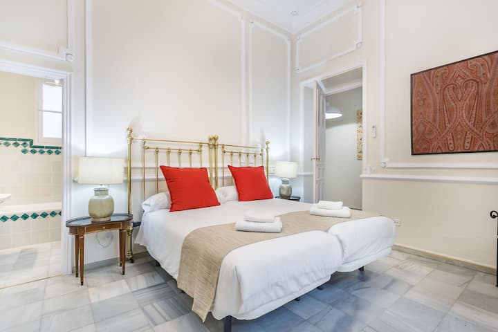 საძინებელი 1