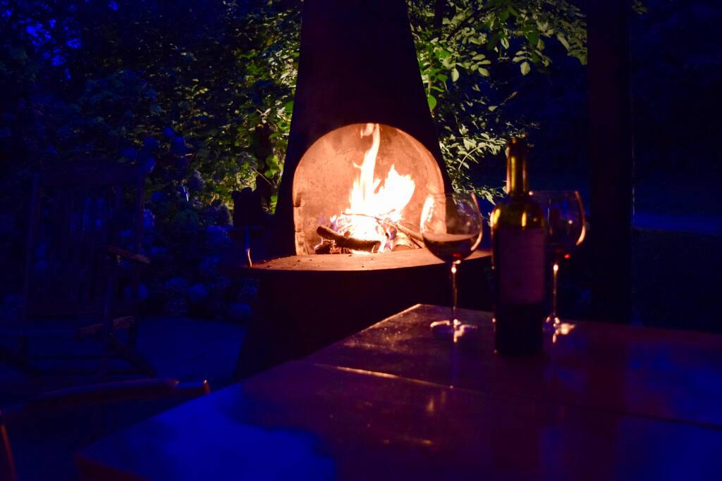 Kamin auf der Terrasse