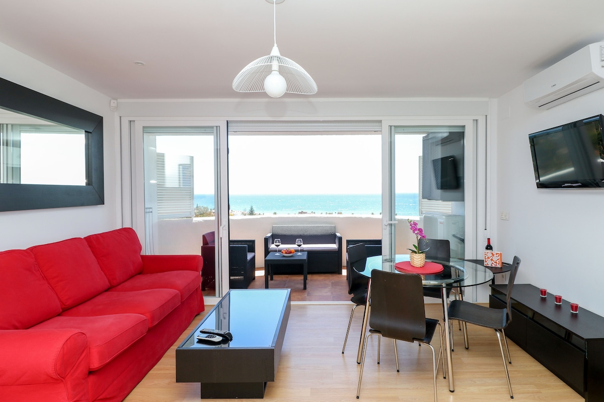 Renovated studio in Elviria, fantastic sea views