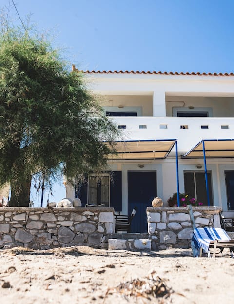 Thalia’s apartments 2