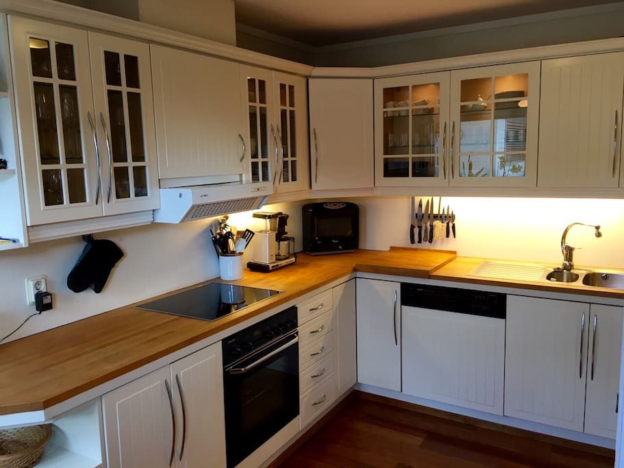 Fully equipped kitchen