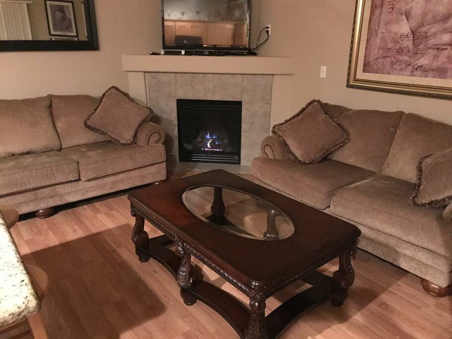 Cozy living room with Surroundsound television