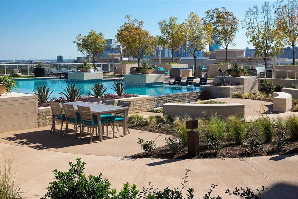 Rooftop Pool