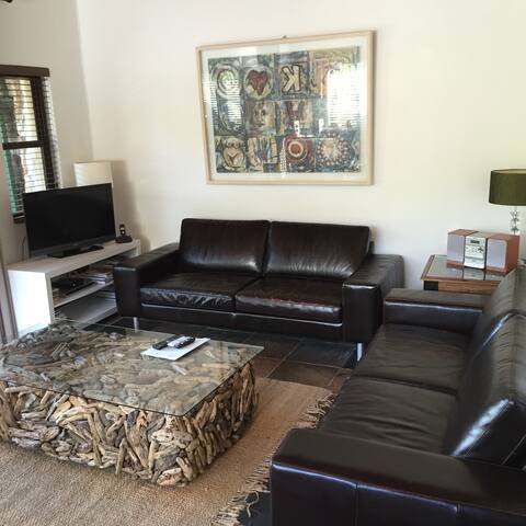 Ivy……set in a magical setting gallery image 5