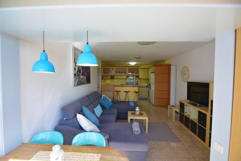 Top performing Airbnb: Whisper of the waves in Arico