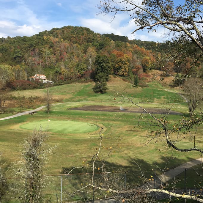 Access to Willowbrook Golf Course