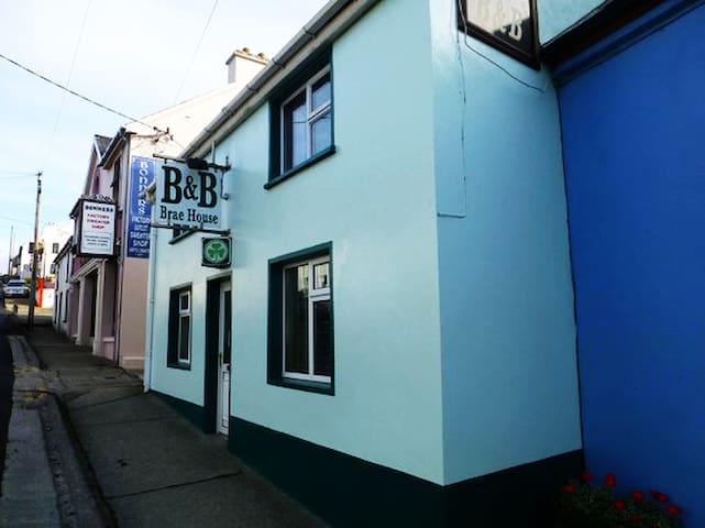Brae House Townhouse 'Magical' Room 1