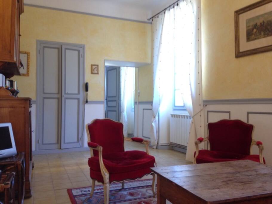 Séjour vers chambre