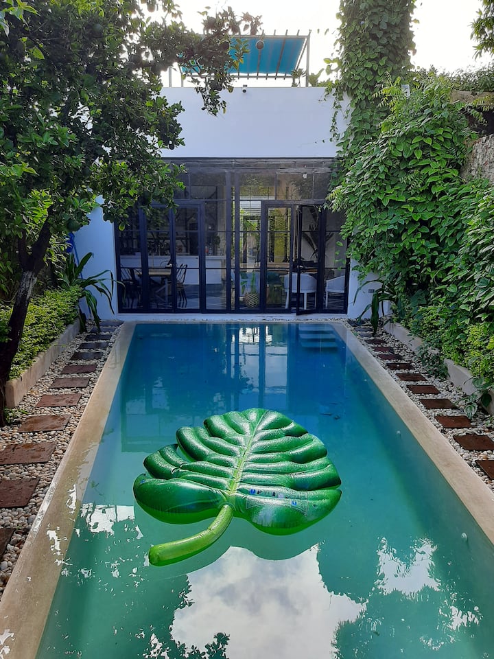 Casa Na' - Gran Alberca, Estudio Y Estacionamiento - Yucatán