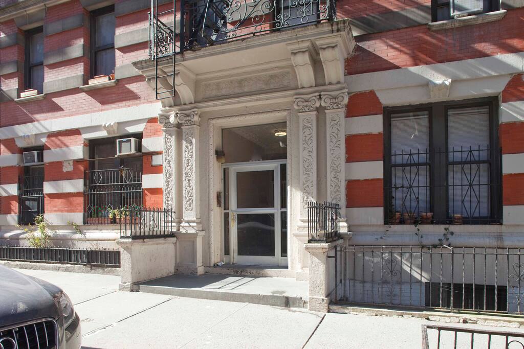 The building is in one of the historic district of the upper west side.