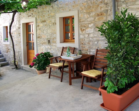 Successful Airbnb property: Mediterranean soul 1 in Korčula