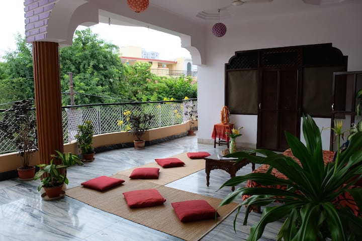 Purple Lotus Home Stay - 3\4 camas!