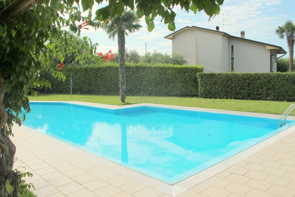Holiday Home Swimming Pool