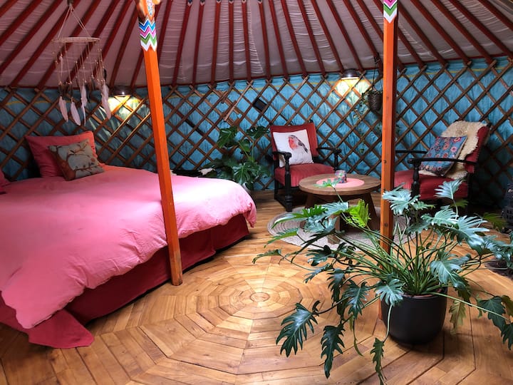 Het Kloppend Hart Yurt In Tuin Van Woonboerderij Rundzelte Zur Miete In Sittard Limburg Niederlande