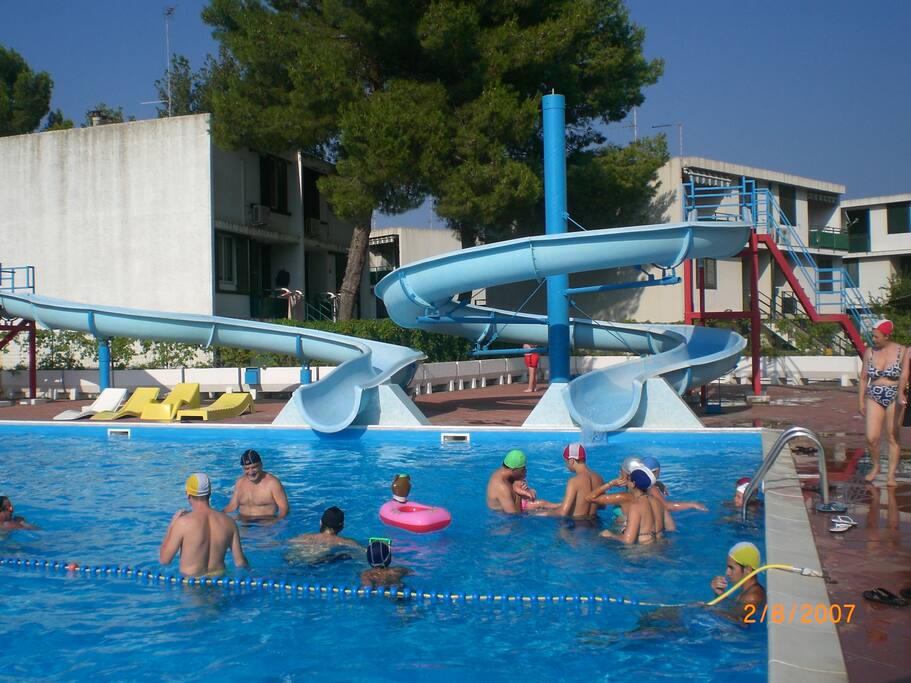 Piscina all'interno del residence